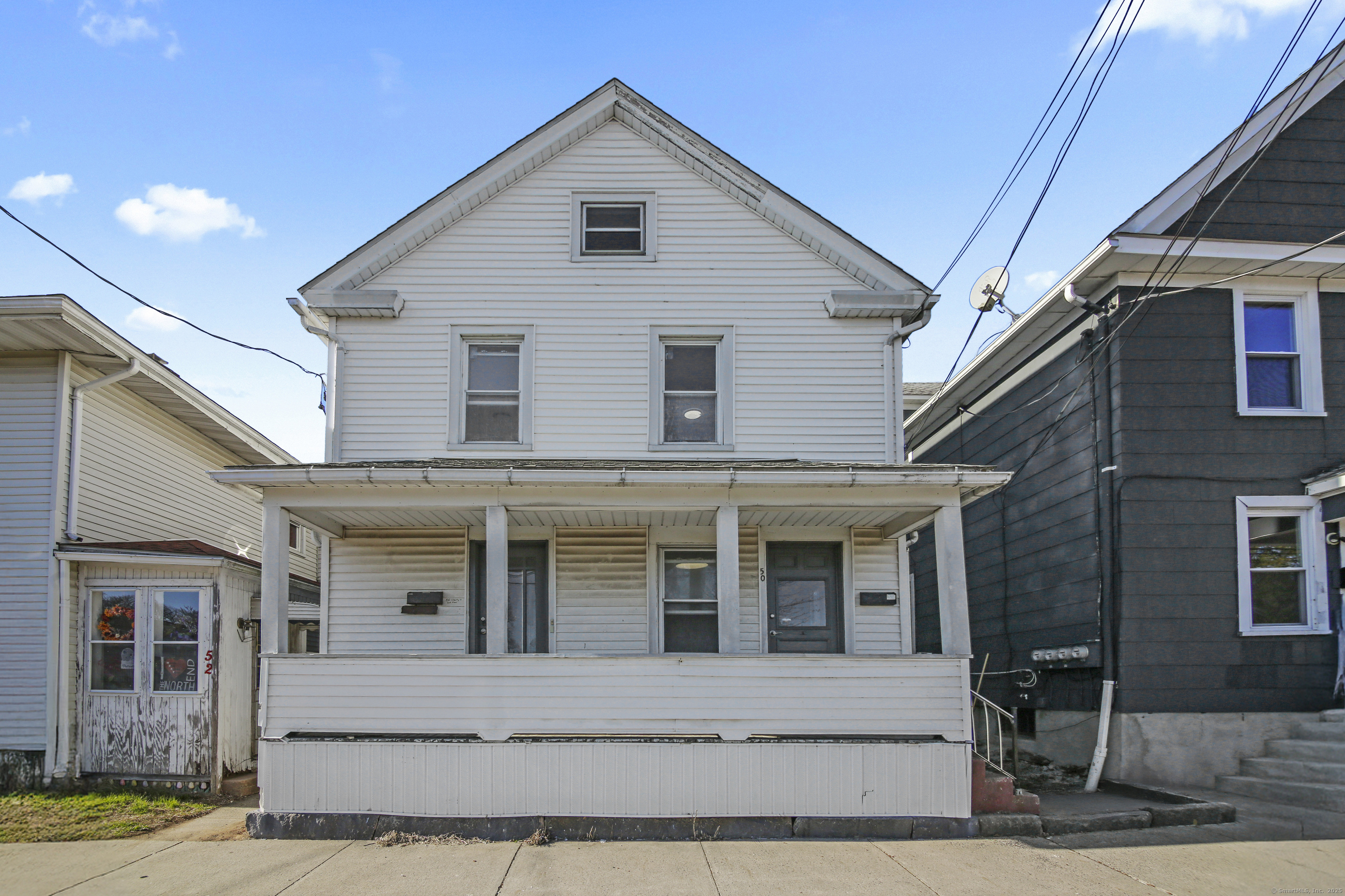 Liberty Street, Middletown, Connecticut - 5 Bedrooms  
2 Bathrooms  
13 Rooms - 