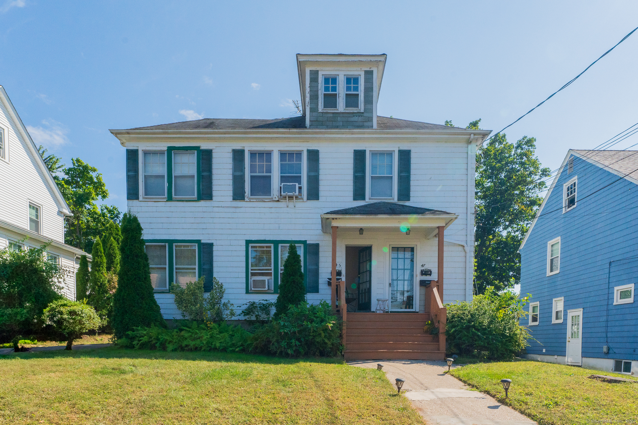 Property for Sale at 45 Woodmere Road, West Hartford, Connecticut - Bedrooms: 4 
Bathrooms: 2 
Rooms: 12  - $499,900