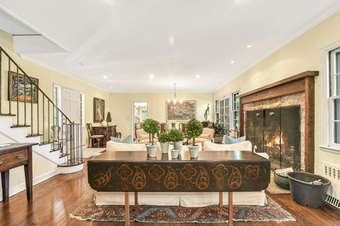 Tiny photo for 204 Parade Hill Road, New Canaan, CT 06840 (MLS # 24134964)