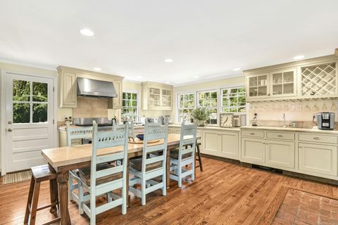 Tiny photo for 204 Parade Hill Road, New Canaan, CT 06840 (MLS # 24134964)