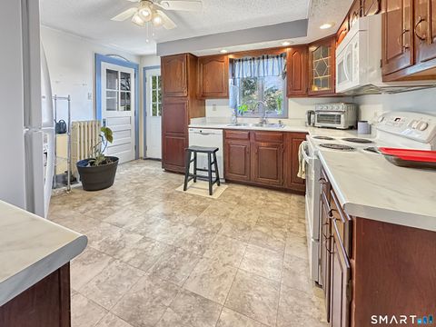 Tiny photo for 6 John Avenue, Waterford, CT 06375 (MLS # 24160446)