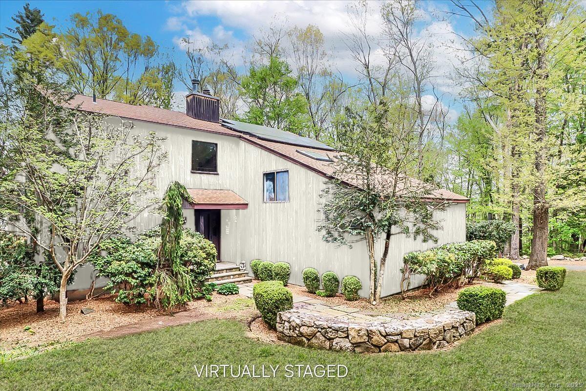 6 Kristy Drive