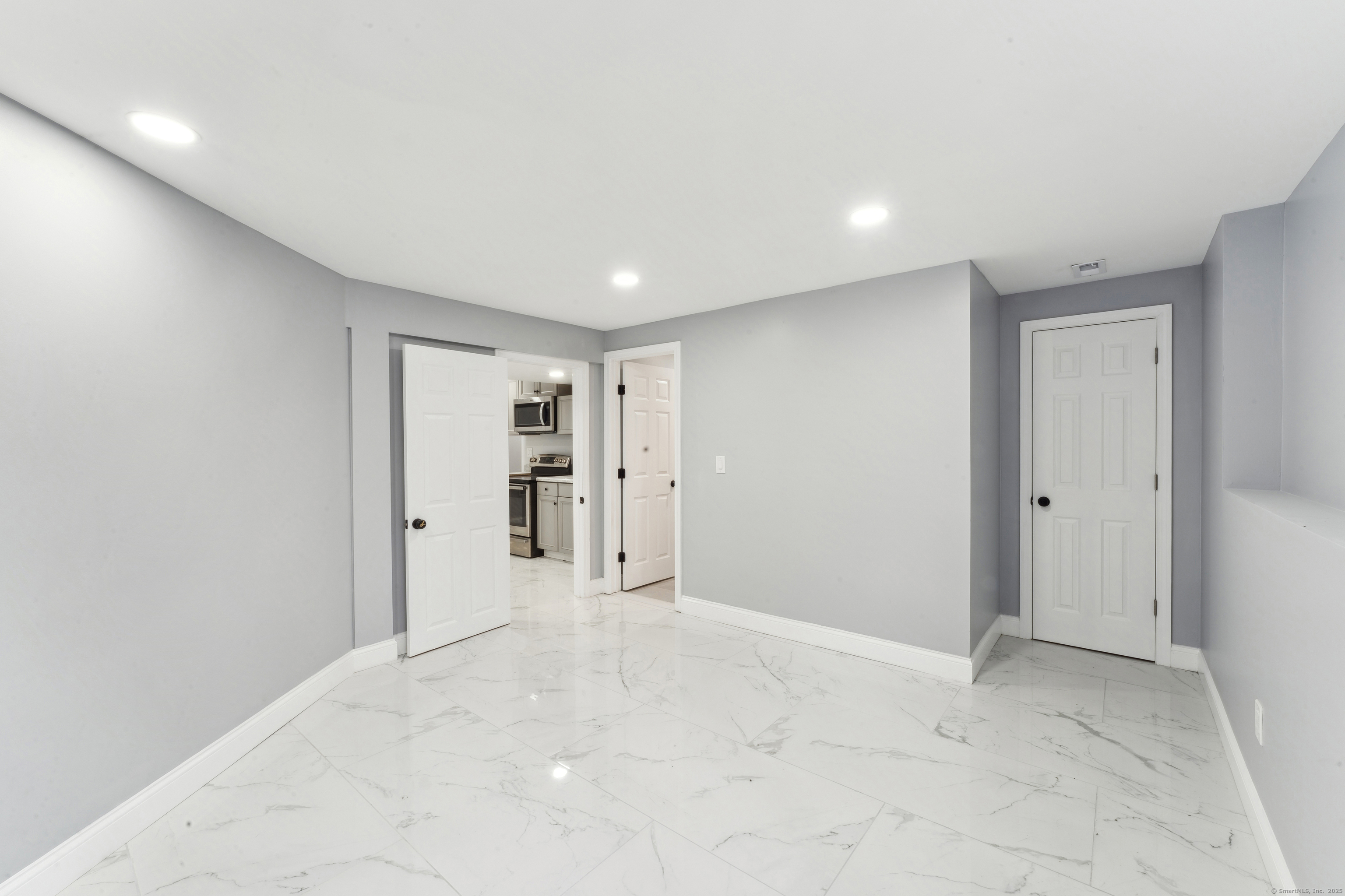 11 Priscilla Road, West Haven, Connecticut image 21