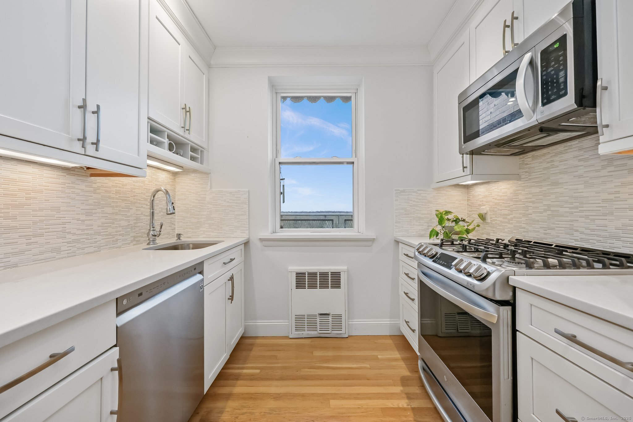 1 Putnam Hill #4K, Greenwich, Connecticut image 3
