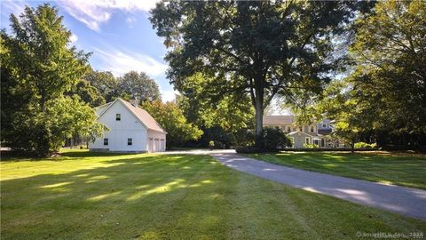 6 Crosstrees Hill Road Essex CT 06426