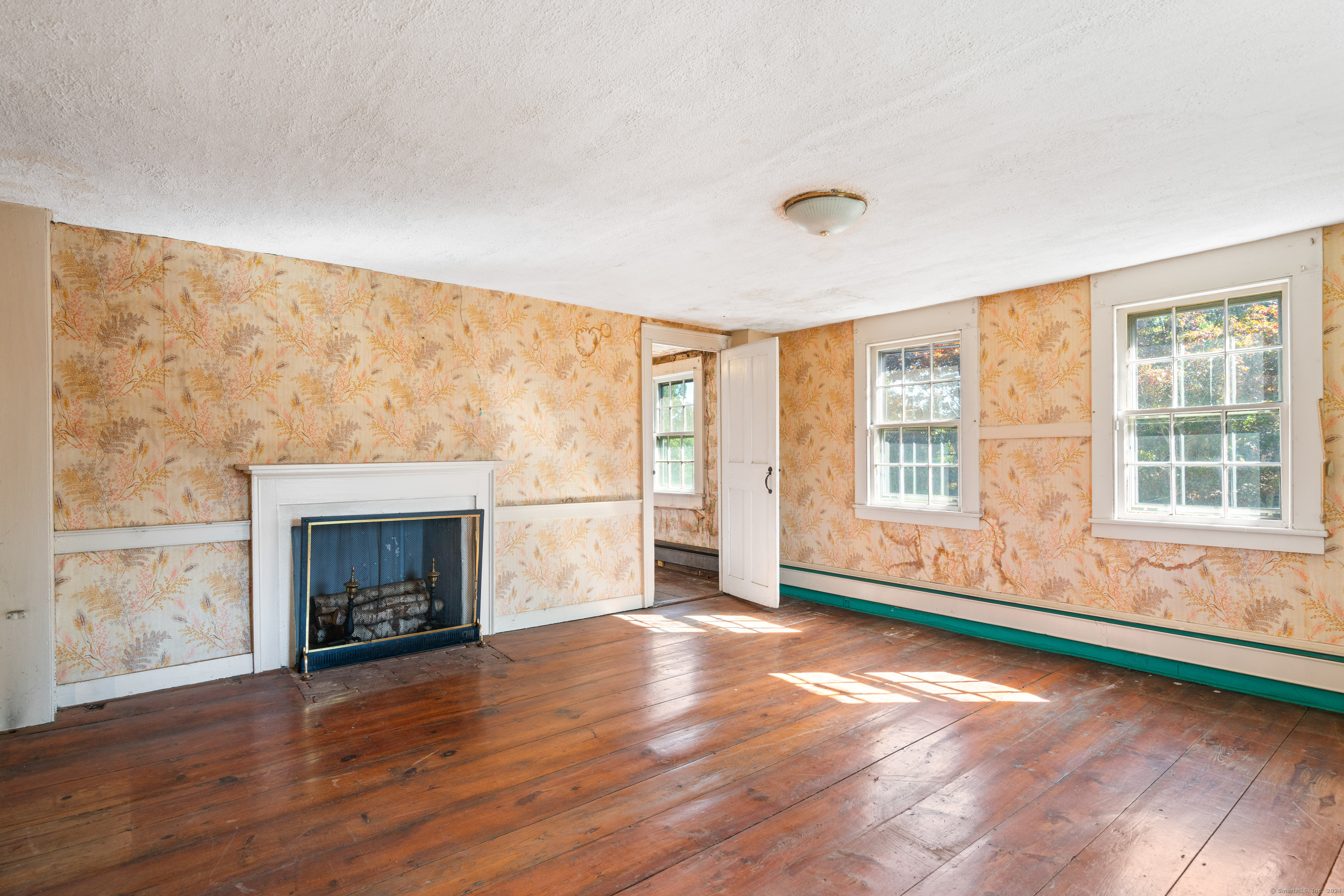 958 Route 163, Montville, Connecticut image 32