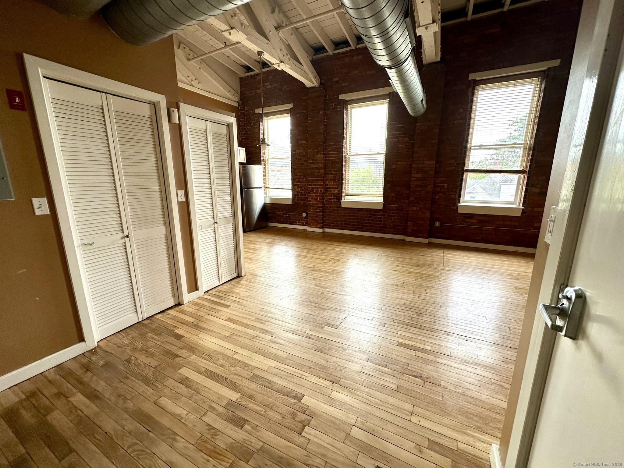 325 Lafayette Street 3303