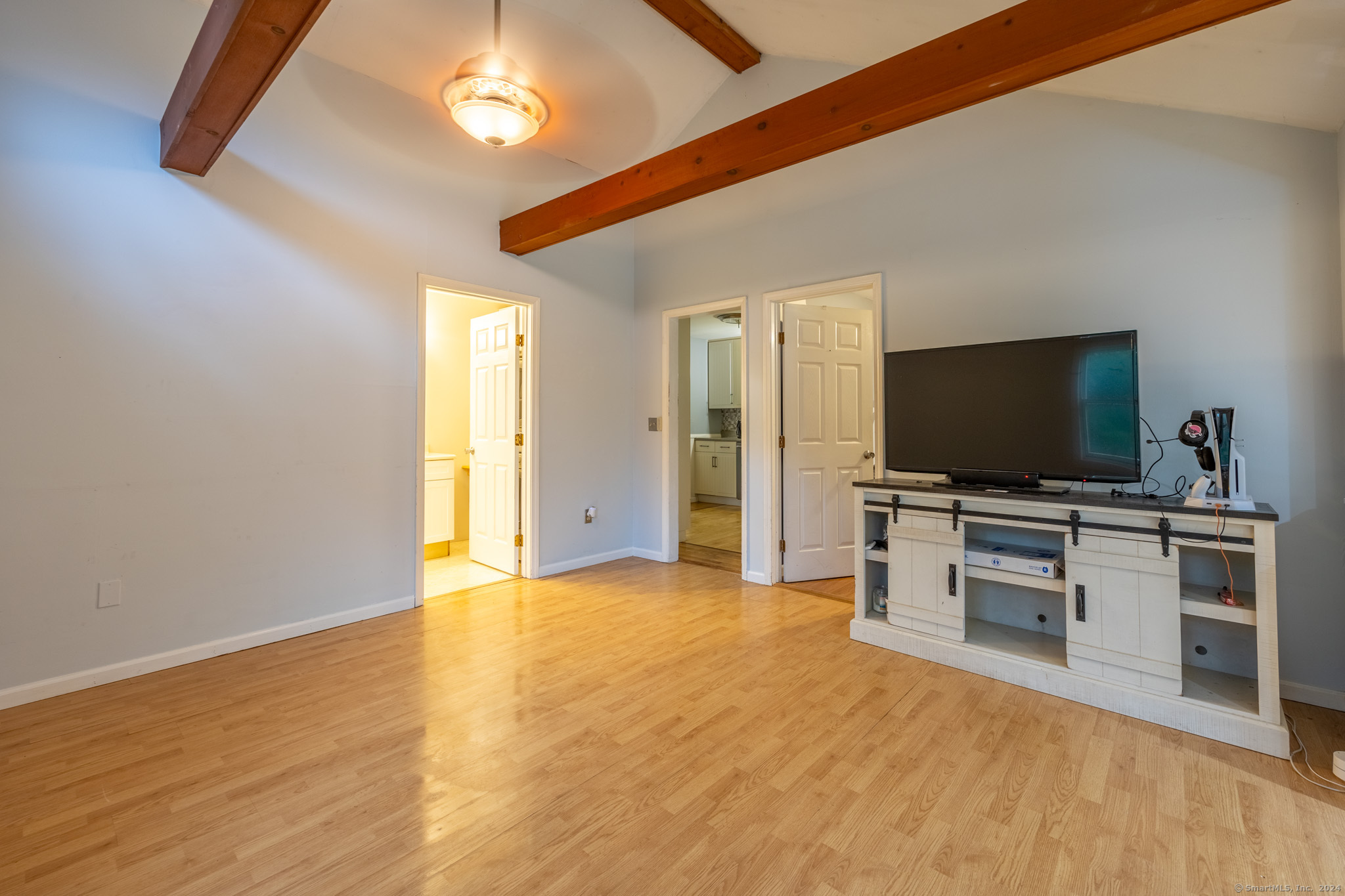 34 Lakemere Drive, Southbury, Connecticut image 9