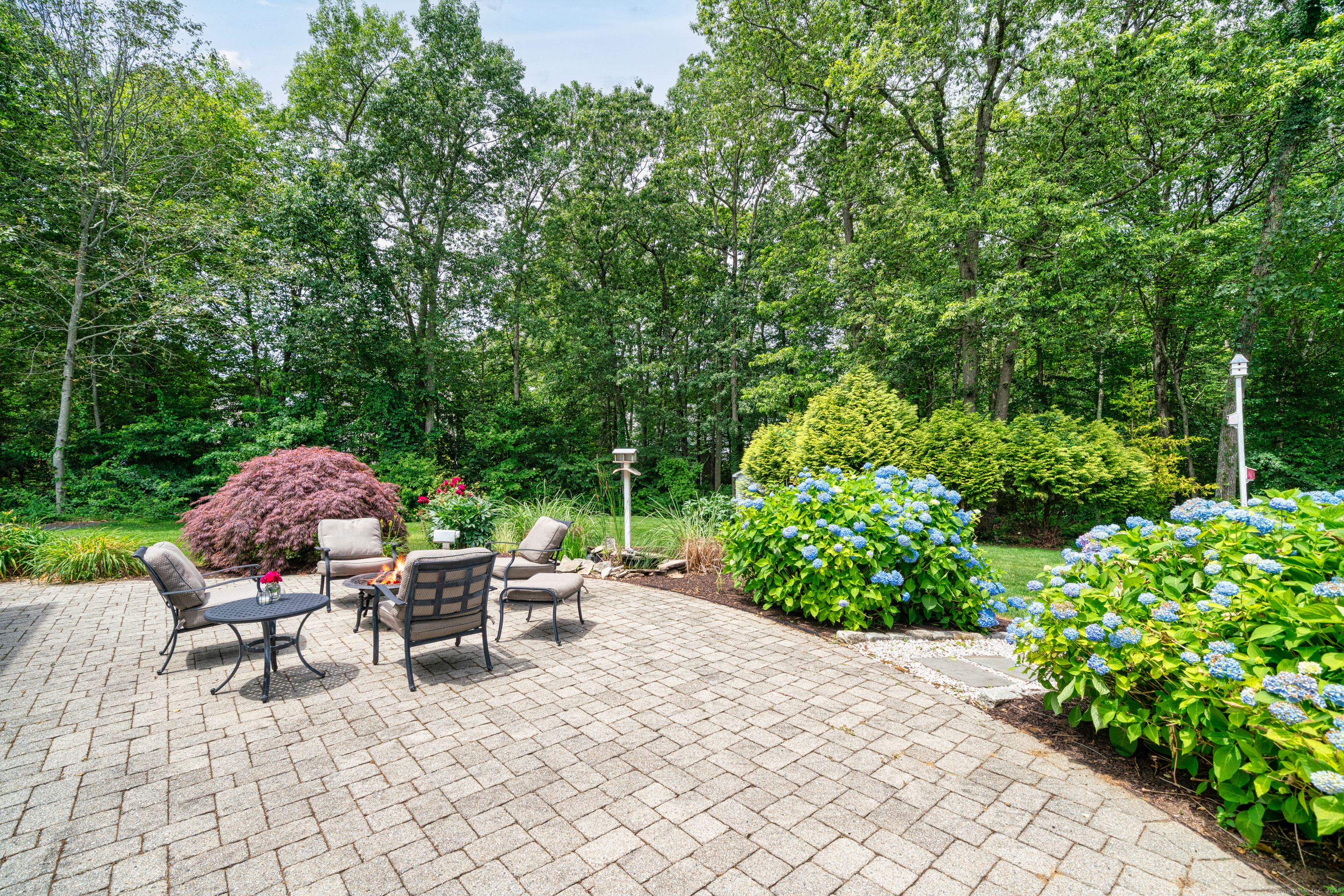45 Summersweet Drive