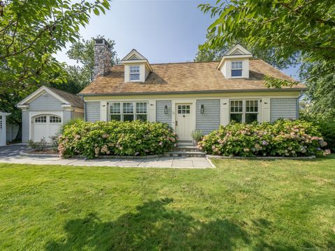 Photo of 5 Shipway Road, Darien, CT 06820 (MLS # 24135631)
