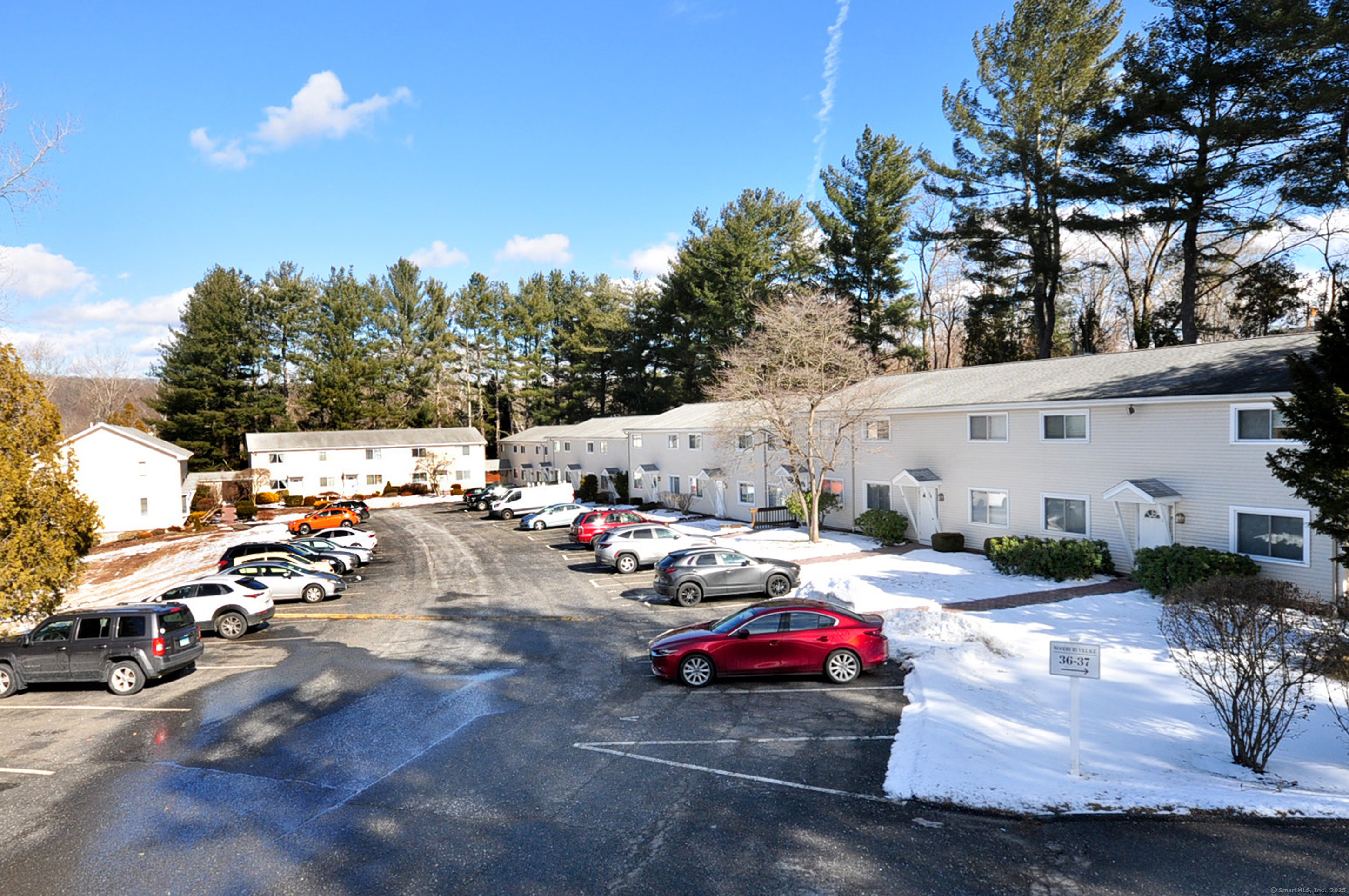 74 Washington Road #APT 14, Woodbury, Connecticut image 37