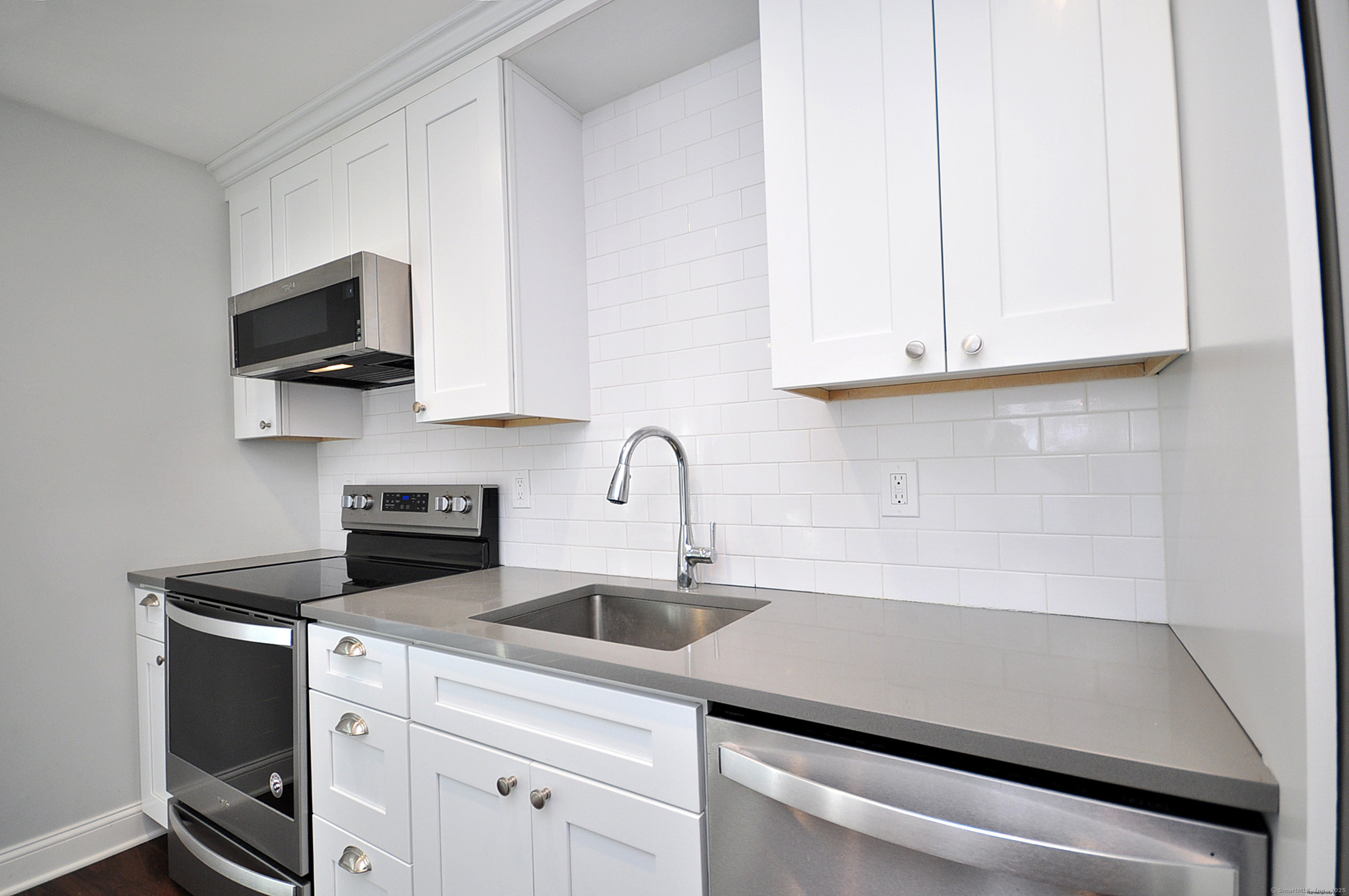 74 Washington Road #APT 14, Woodbury, Connecticut image 11