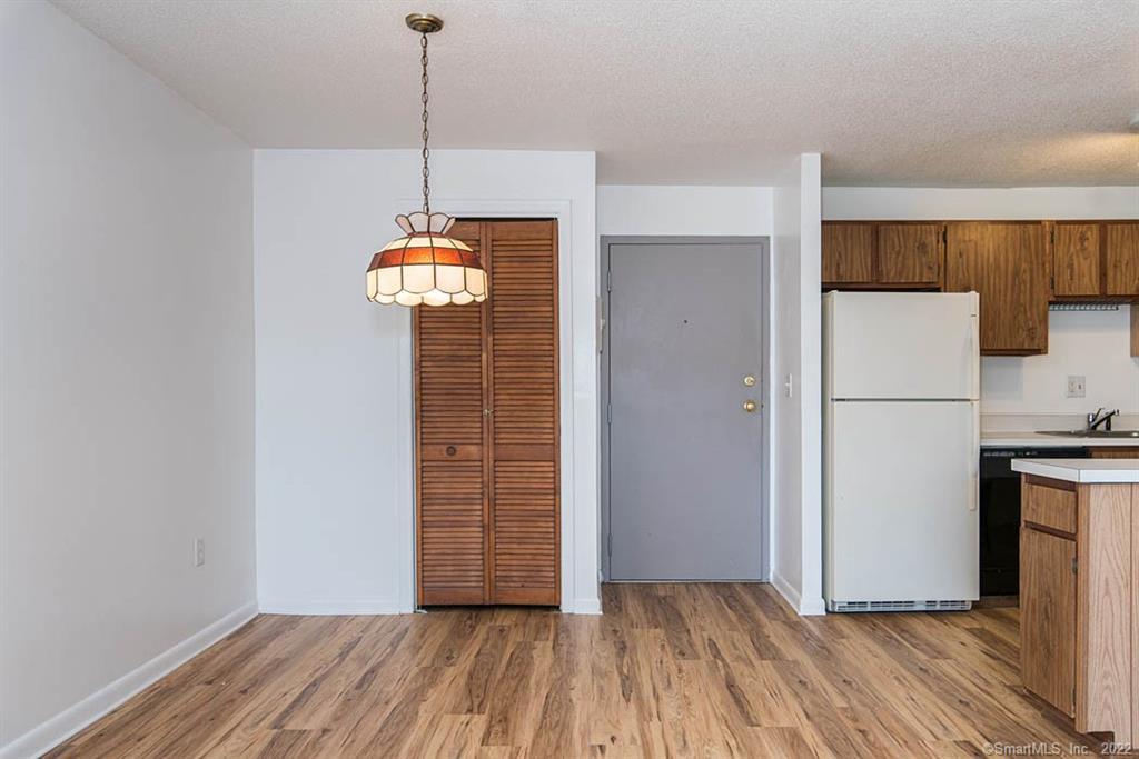 1323 Harbor View Drive 1323