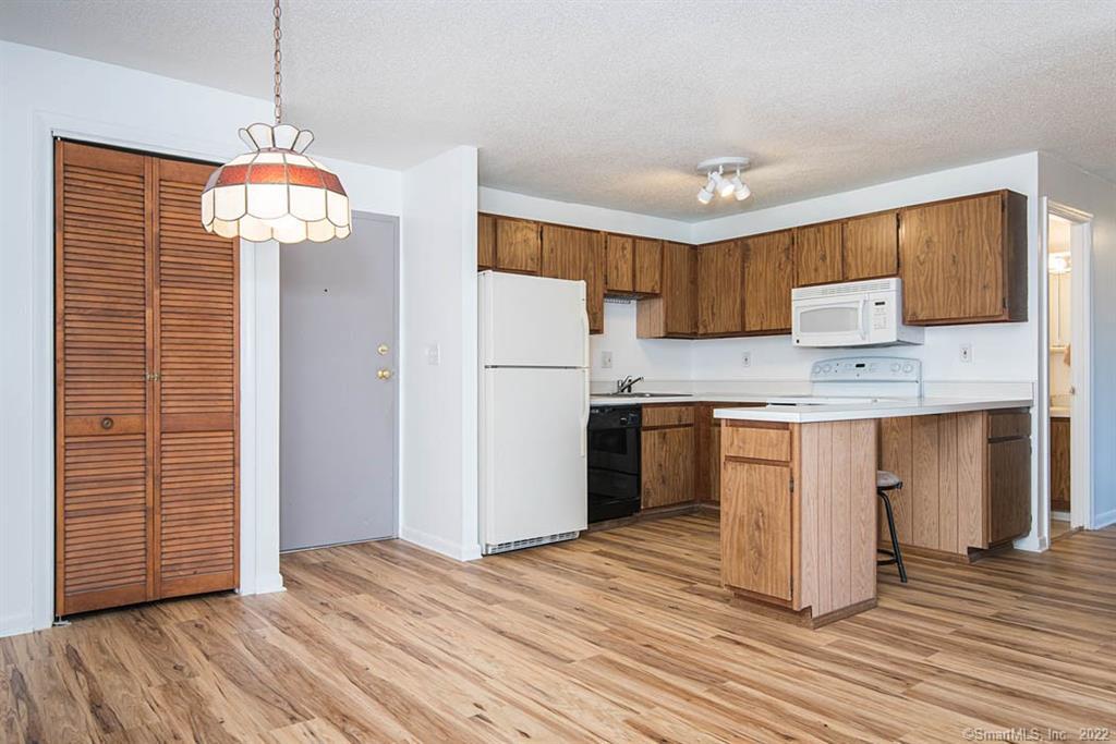 1323 Harbor View Drive 1323