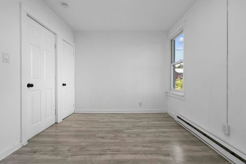 Tiny photo for 95 Oak Street, Waterbury, CT 06704 (MLS # 24136341)
