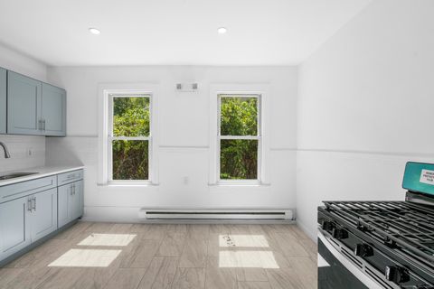Tiny photo for 95 Oak Street, Waterbury, CT 06704 (MLS # 24136341)