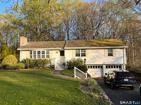 438 Old Country Road Orange CT 06477