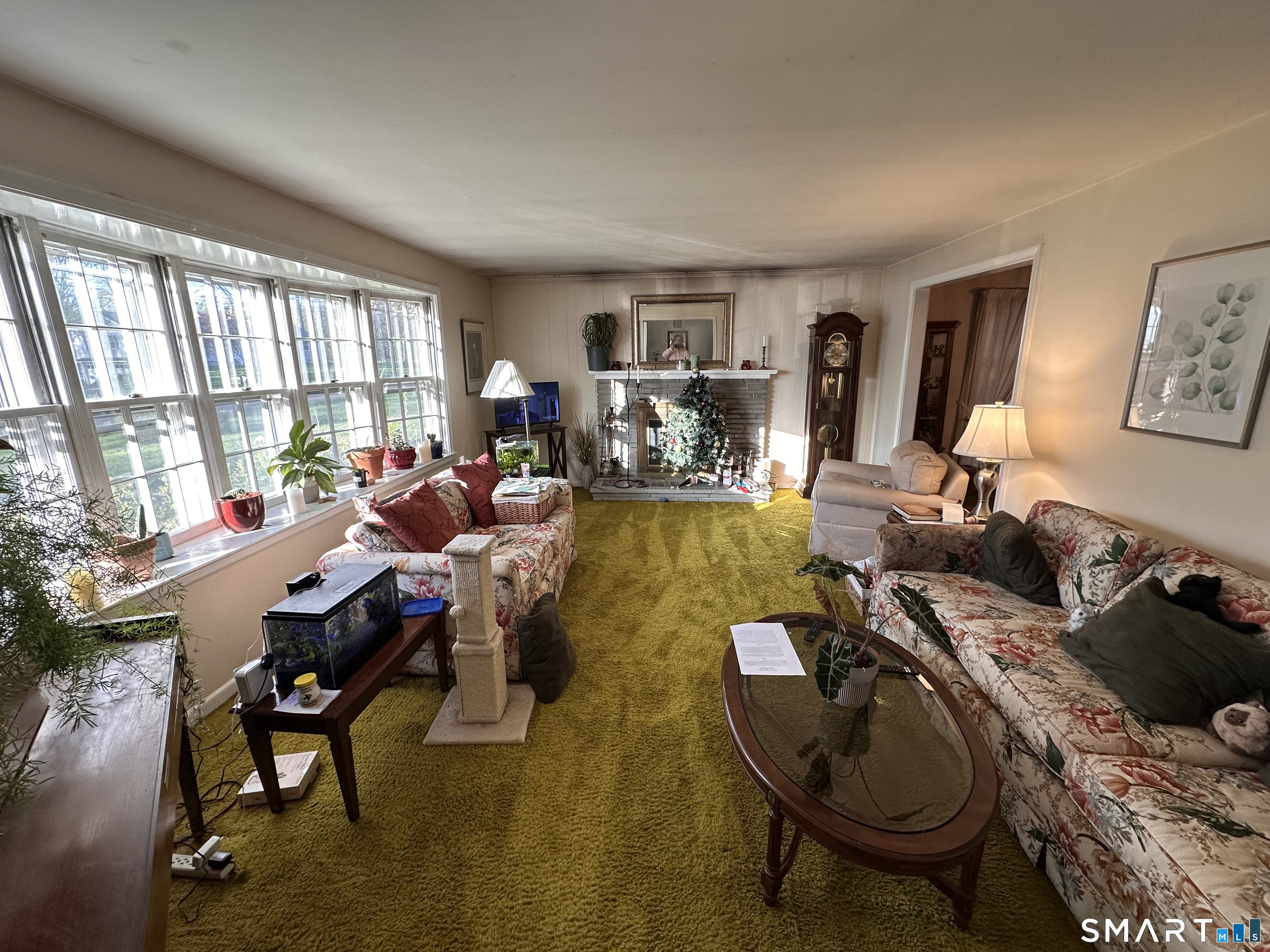 438 Old Country Road