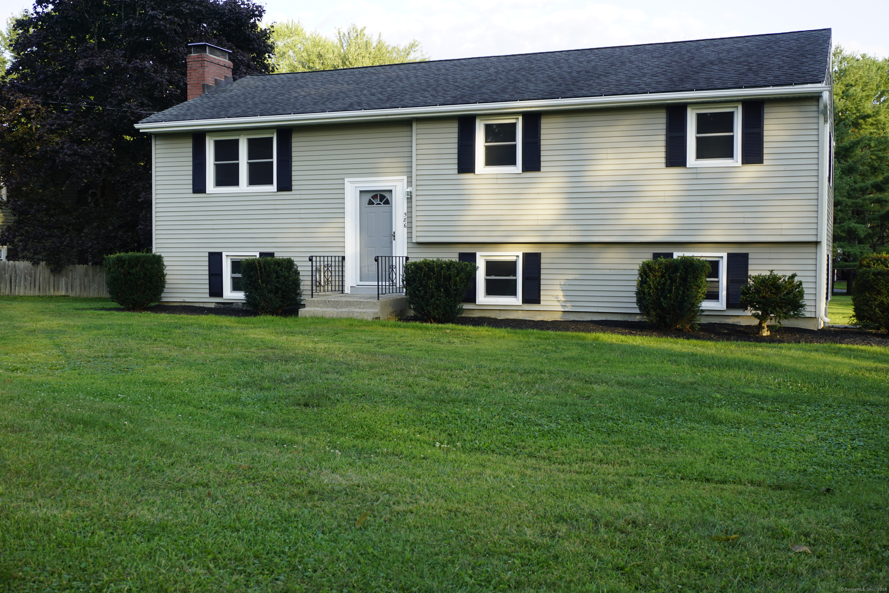 Photo 1 of 586 Charles Street, Torrington, Connecticut, $348,900, Web #: 24043398