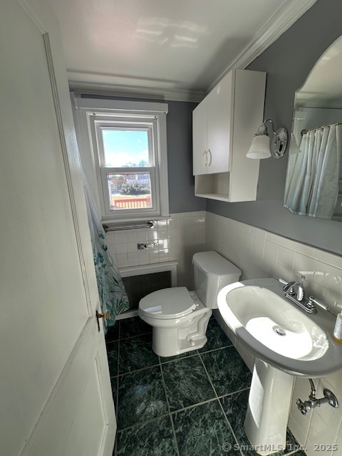 Newington, Connecticut 06111, United States, 4 Bedrooms Bedrooms, ,2 BathroomsBathrooms,Residential,Pending,79676