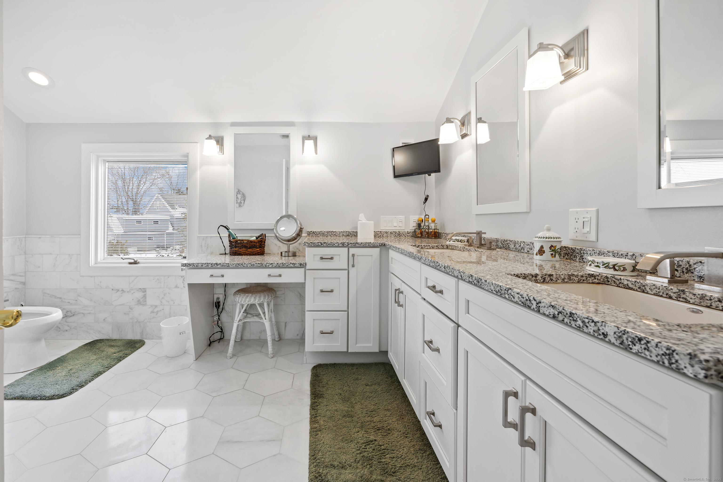 101 Limewood Avenue #APT 1, Branford, Connecticut image 21
