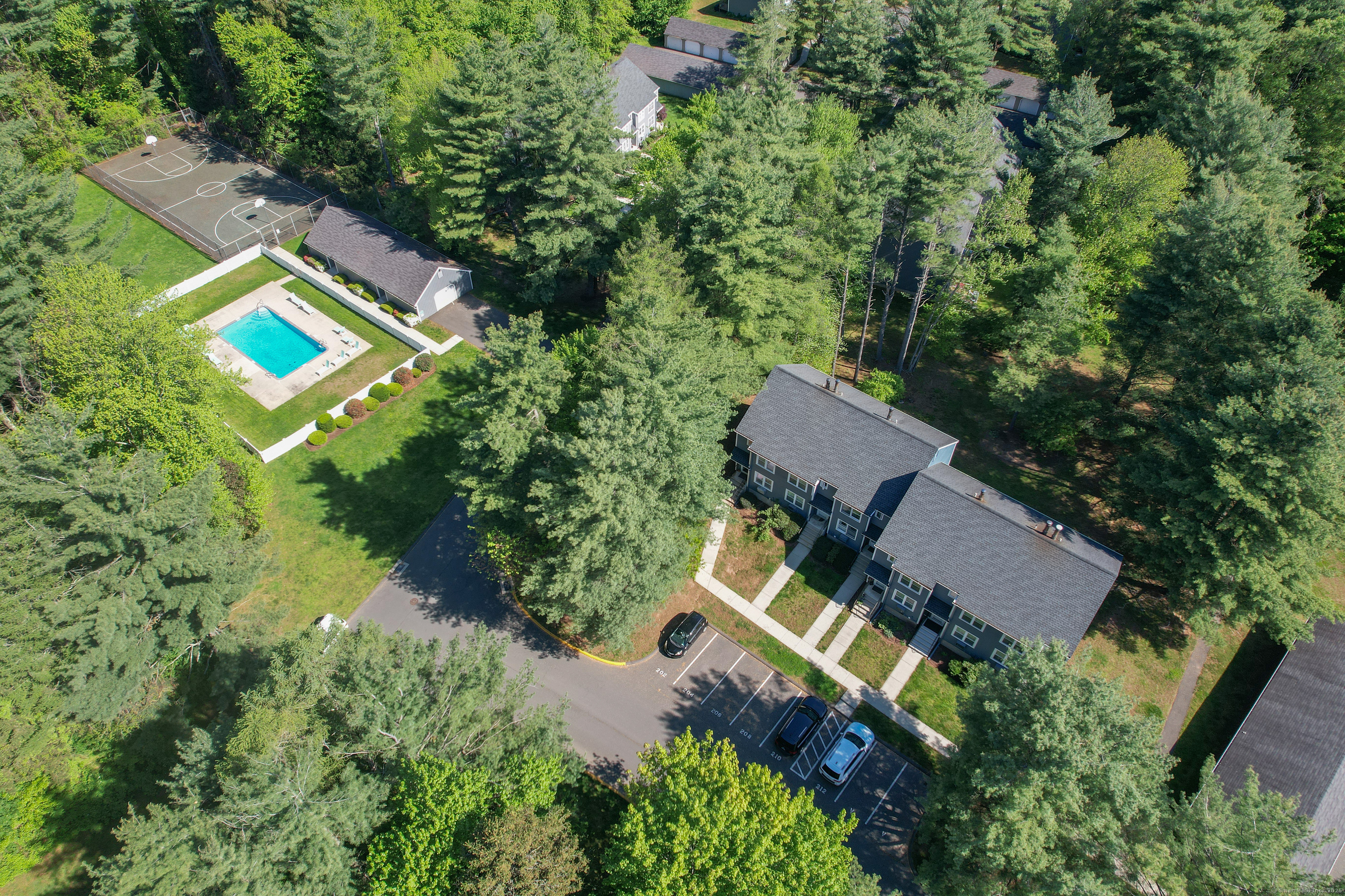212 Greens Loop #212, Cheshire, Connecticut image 31