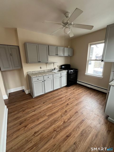 Tiny photo for 45 S Whiting Street #3B, New Britain, CT 06051 (MLS # 24154593)