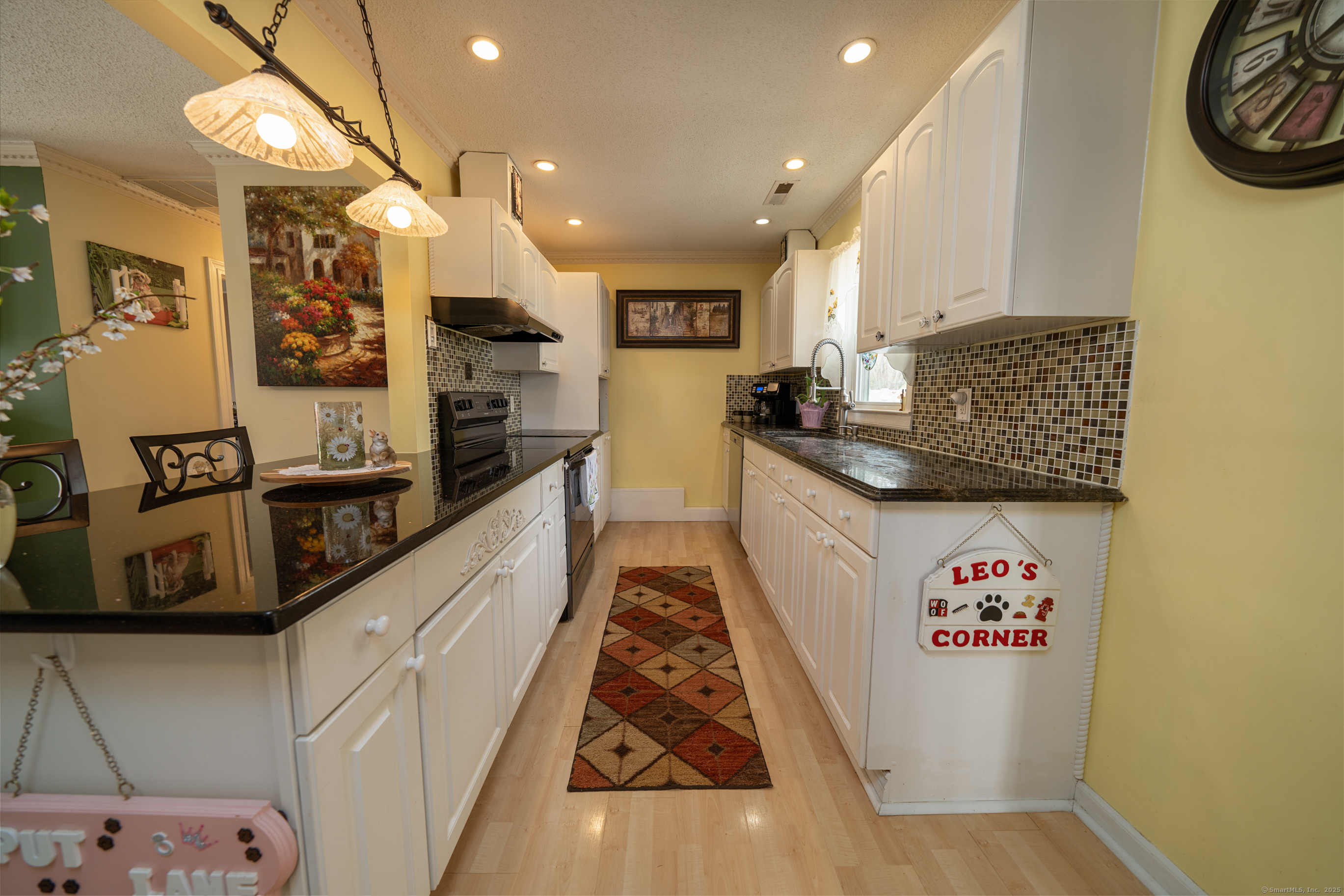 74 Willow Road, East Haven, Connecticut image 8