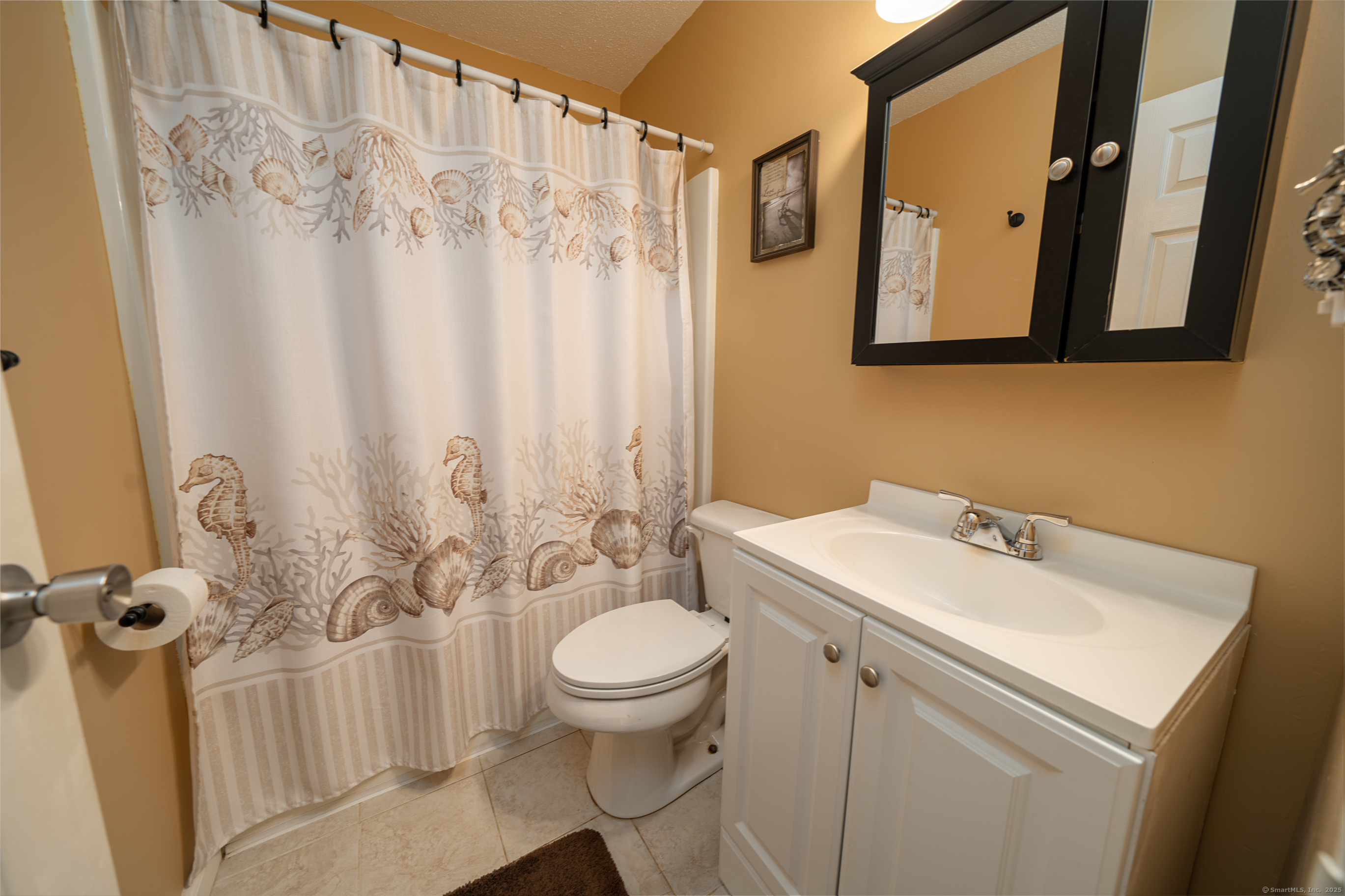 74 Willow Road, East Haven, Connecticut image 22