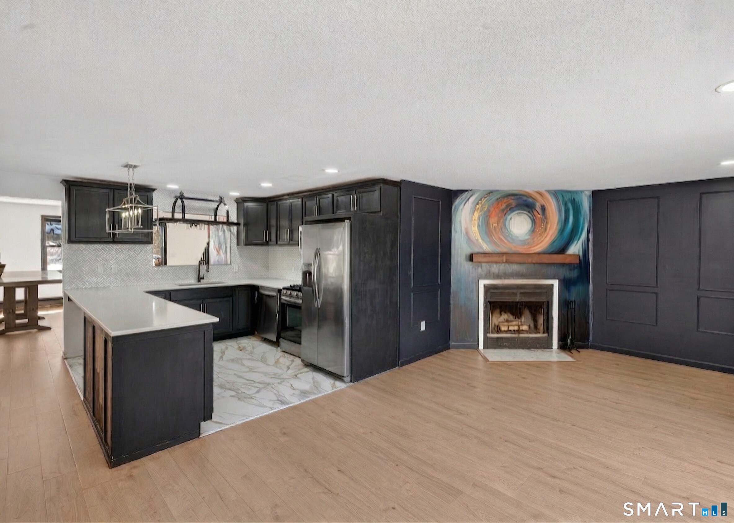 120 East Hampton Road