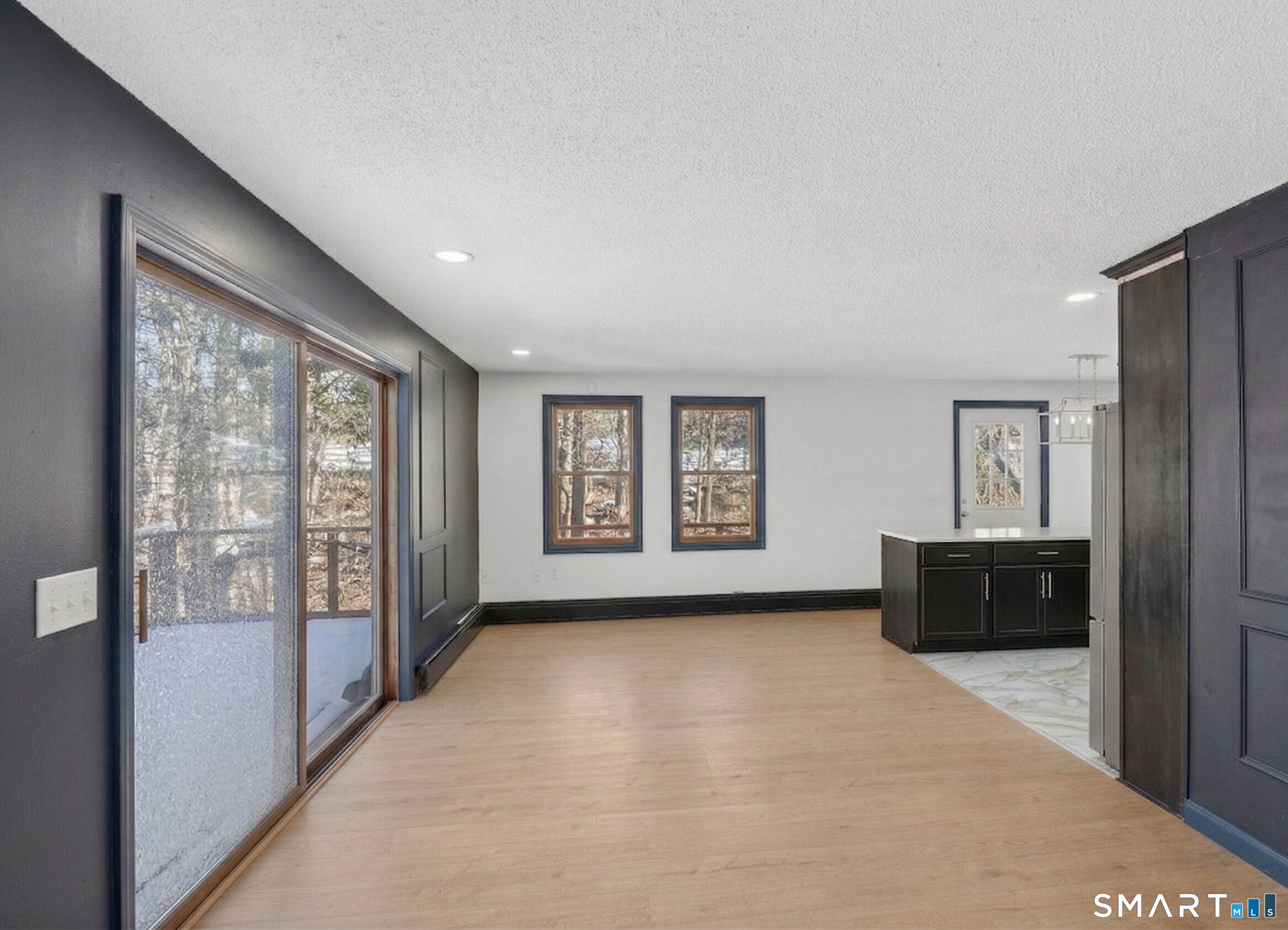 120 East Hampton Road