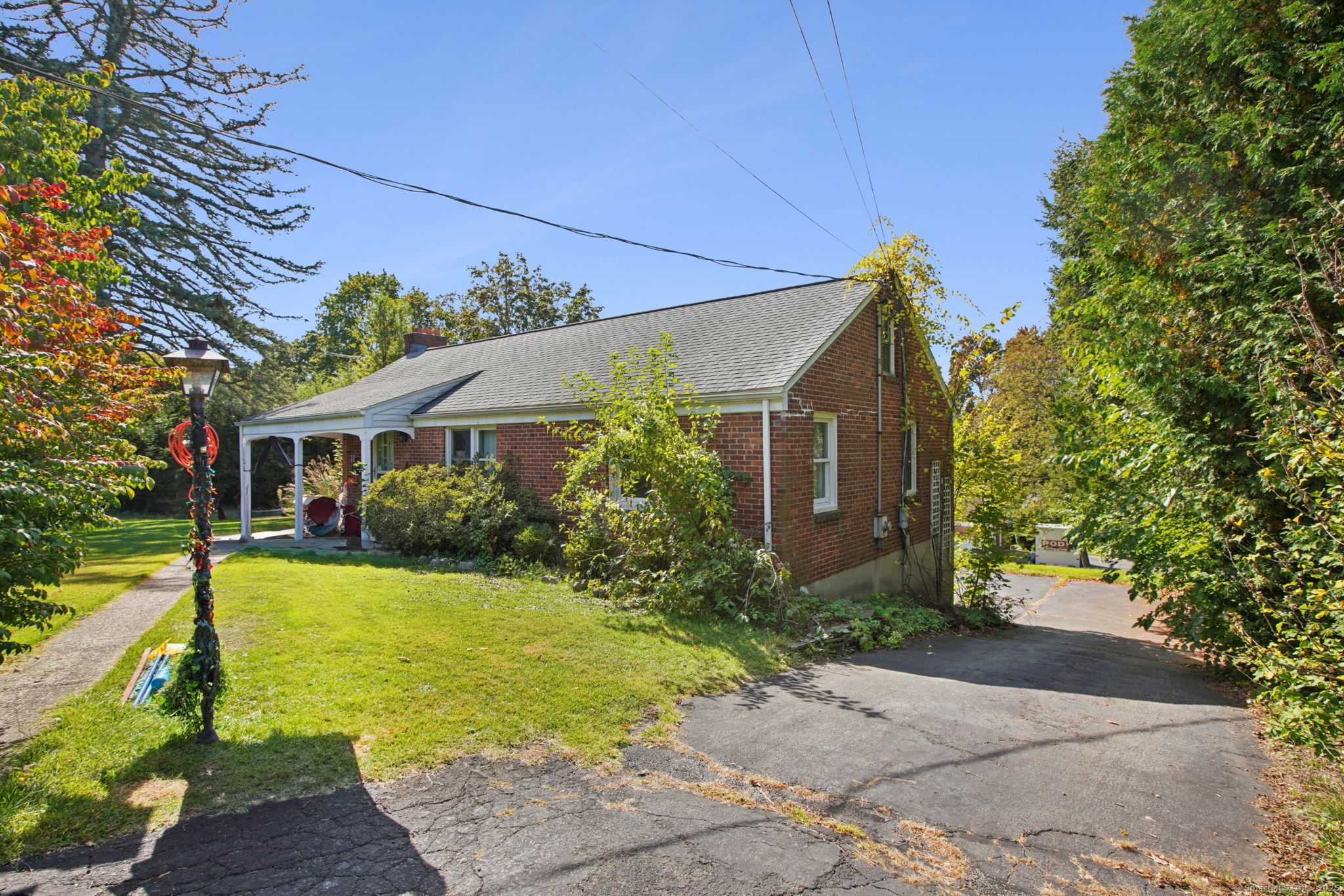 11 Fairwood Farms Drive