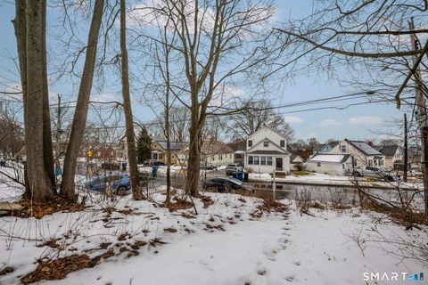 Tiny photo for 10 Huntington Avenue, New Haven, CT 06512 (MLS # 24151324)
