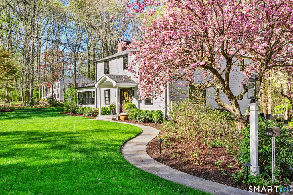 Photo of 174 East Lane, Stamford, CT 06905 (MLS # 24170650)