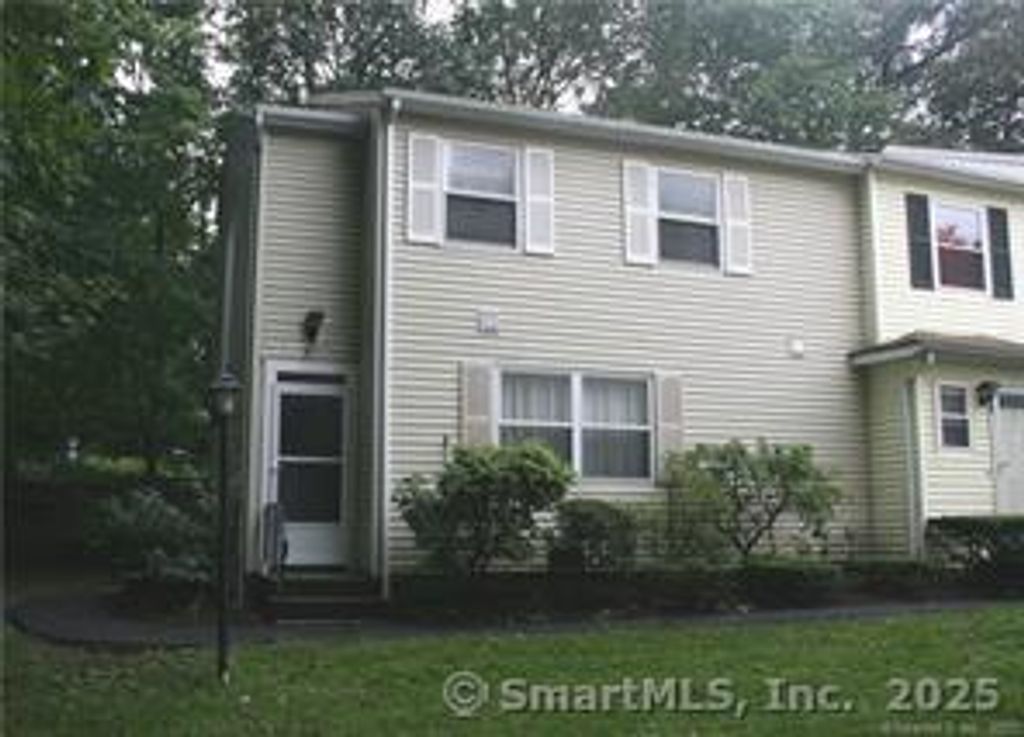 Photo of 25 Padanaram Road #APT 35, Danbury, CT 06811 (MLS # 24133328)