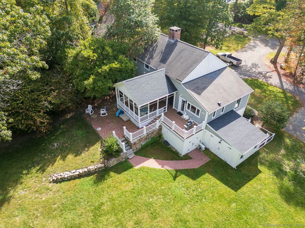 Photo of 147 Pequot Avenue, Groton, CT 06355 (MLS # 24164851)