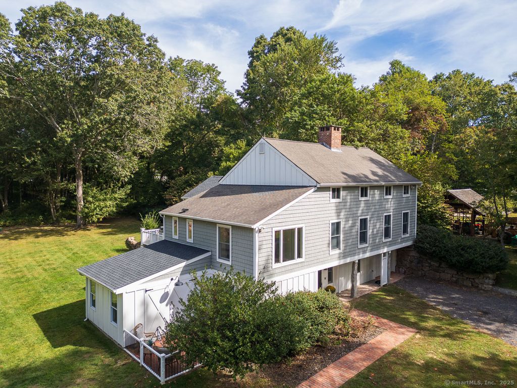 Photo of 147 Pequot Avenue, Groton, CT 06355 (MLS # 24164851)
