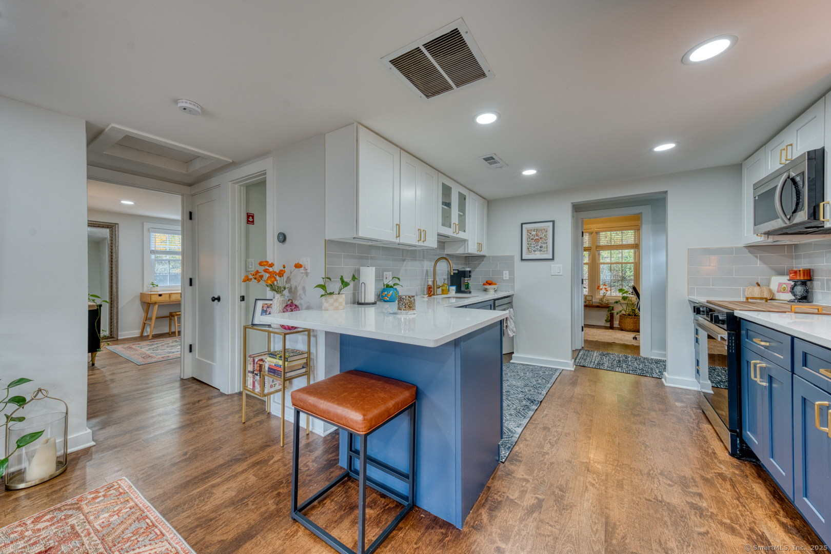 25 Whippoorwill Road