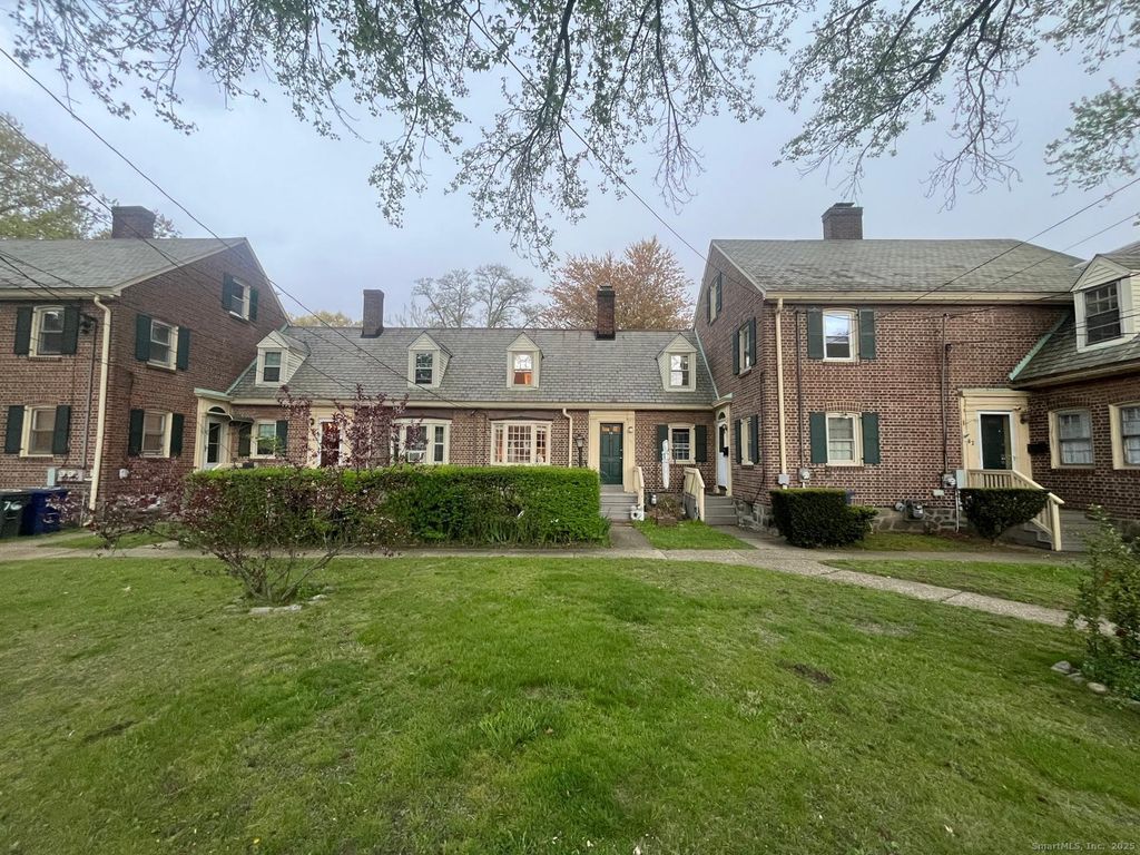 Photo of 68 Cole Street, Bridgeport, CT 06604 (MLS # 24141987)