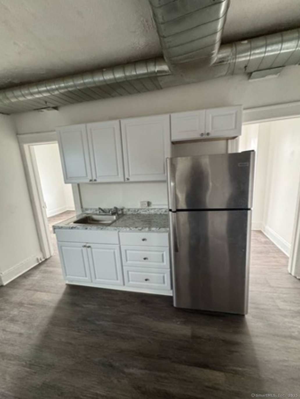 Rental Property at Charles Street 8, Bridgeport, Connecticut - Bedrooms: 1 
Bathrooms: 1 
Rooms: 4  - $1,650 MO.