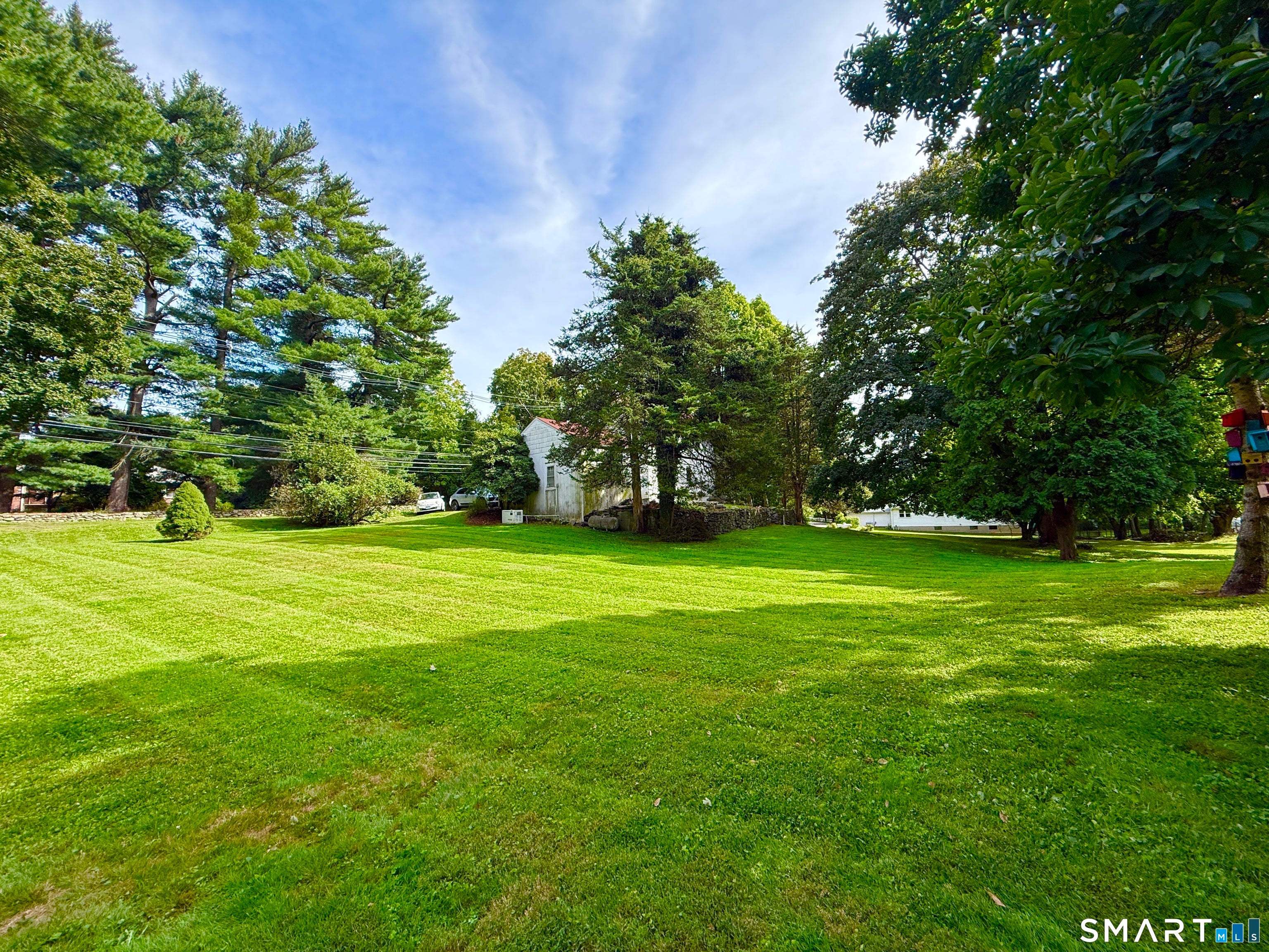19 Weed Avenue