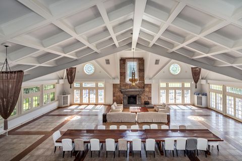 Tiny photo for 10 Sunny Ridge Road, Washington, CT 06793 (MLS # 24085383)