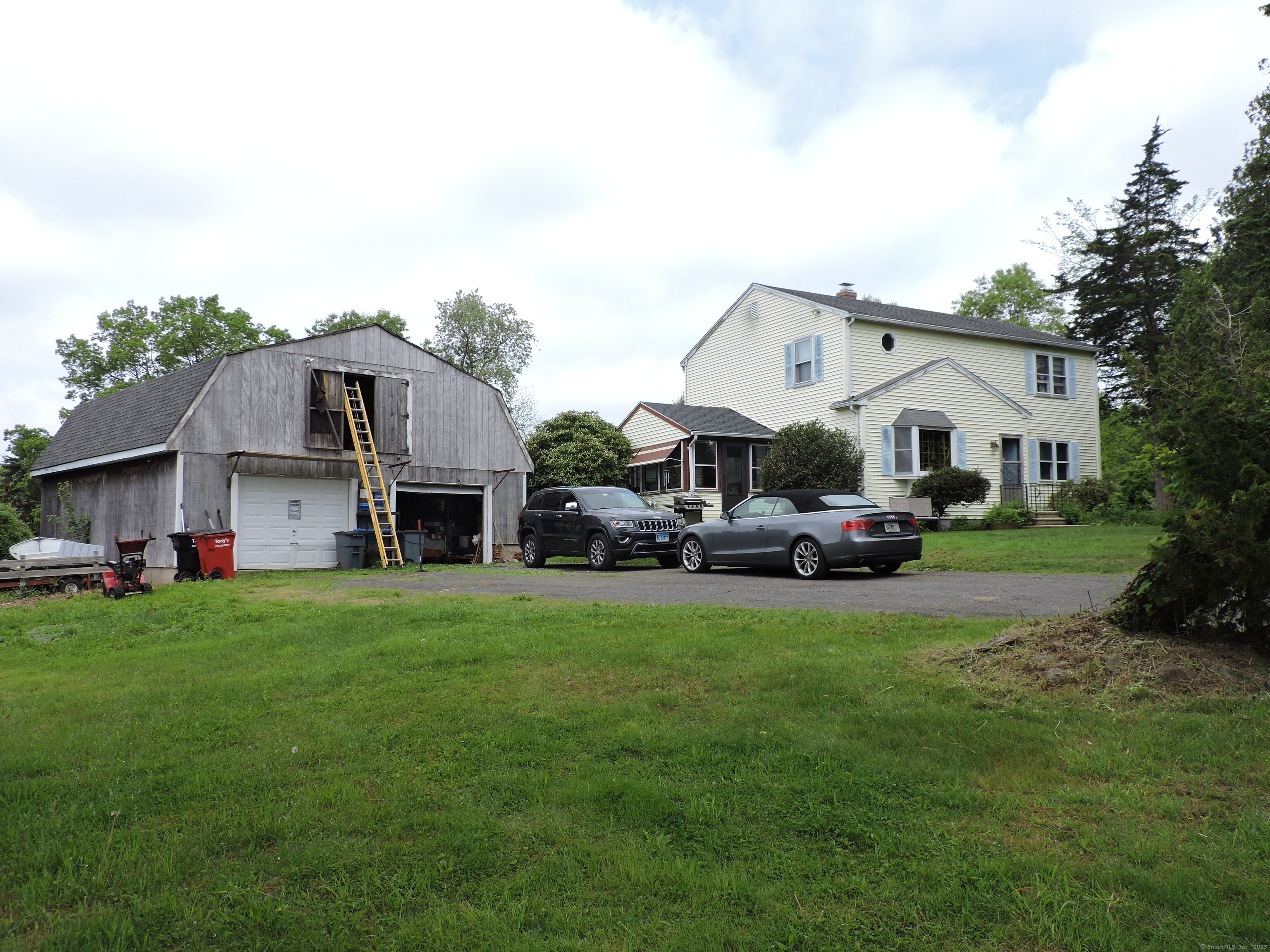1000 E Center Street, Wallingford, Connecticut image 1