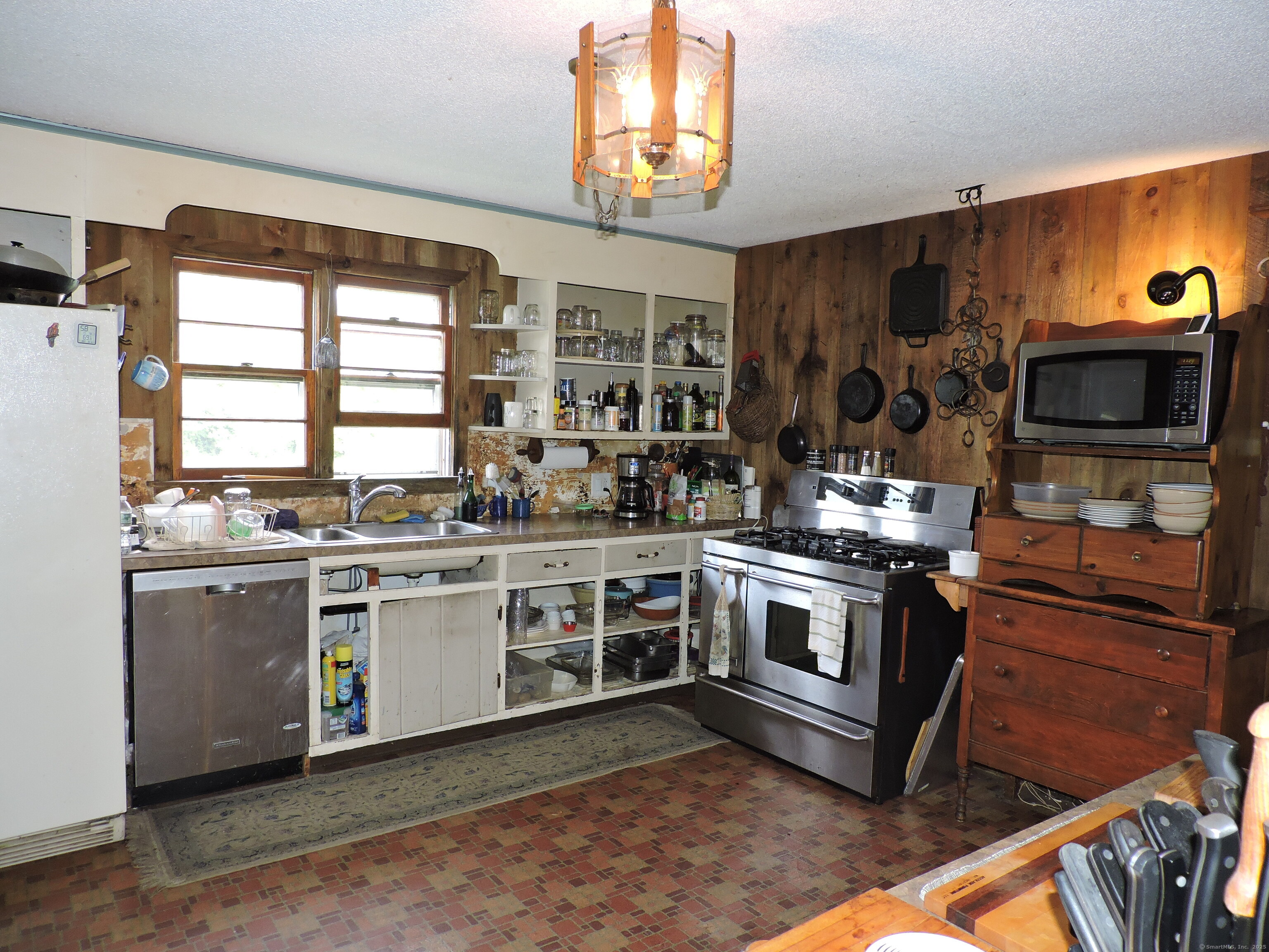 1000 E Center Street, Wallingford, Connecticut image 14