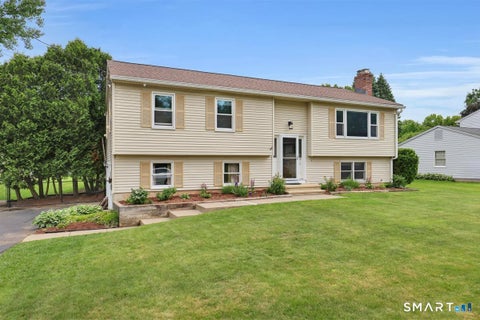 Photo of 17 Eileen Lane, Enfield, CT 06082 (MLS # 24205343)