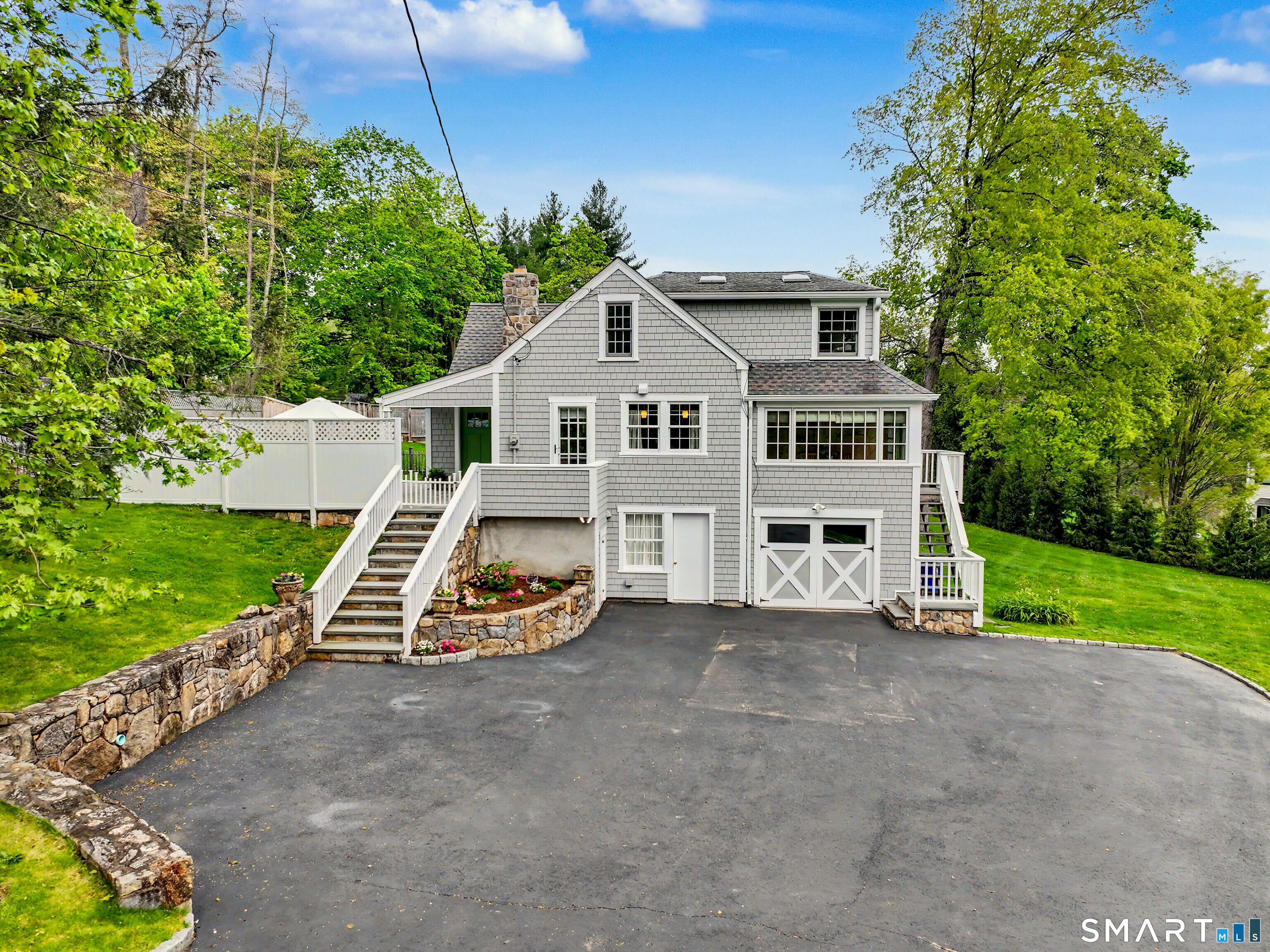 105 Ivy Hill Road