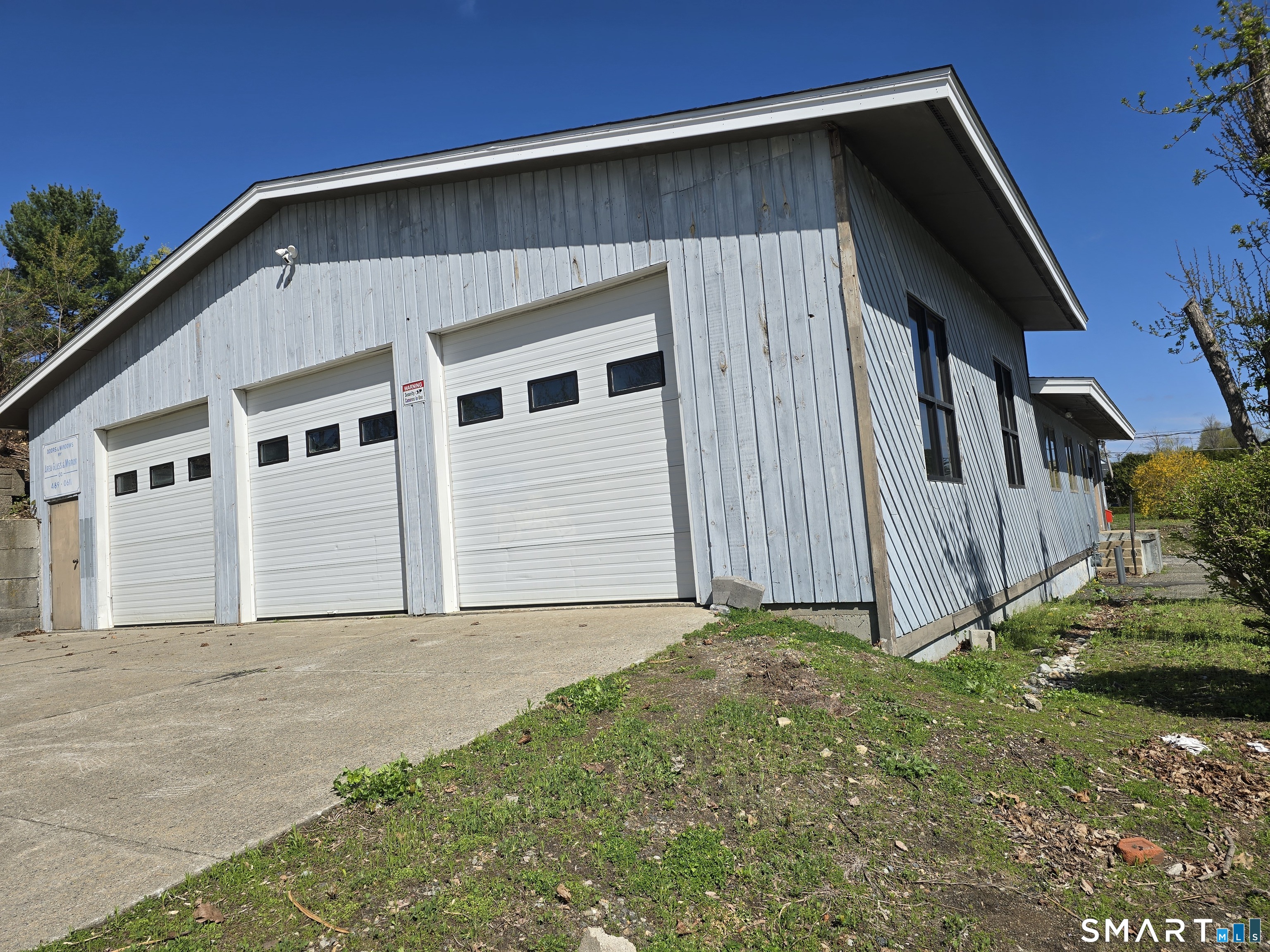 20 River Drive