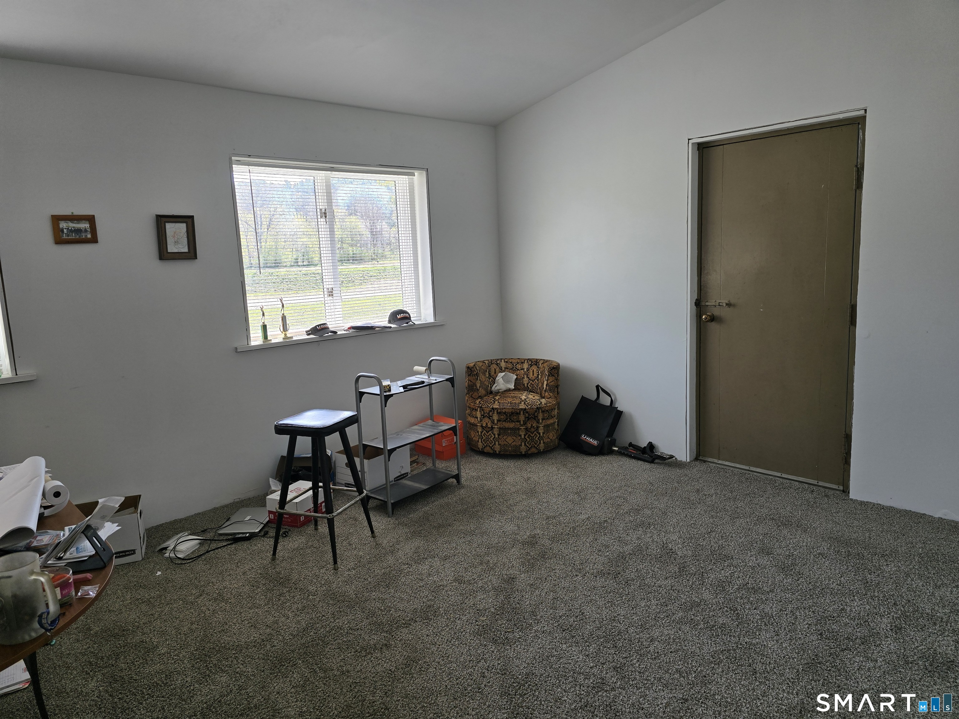 20 River Drive