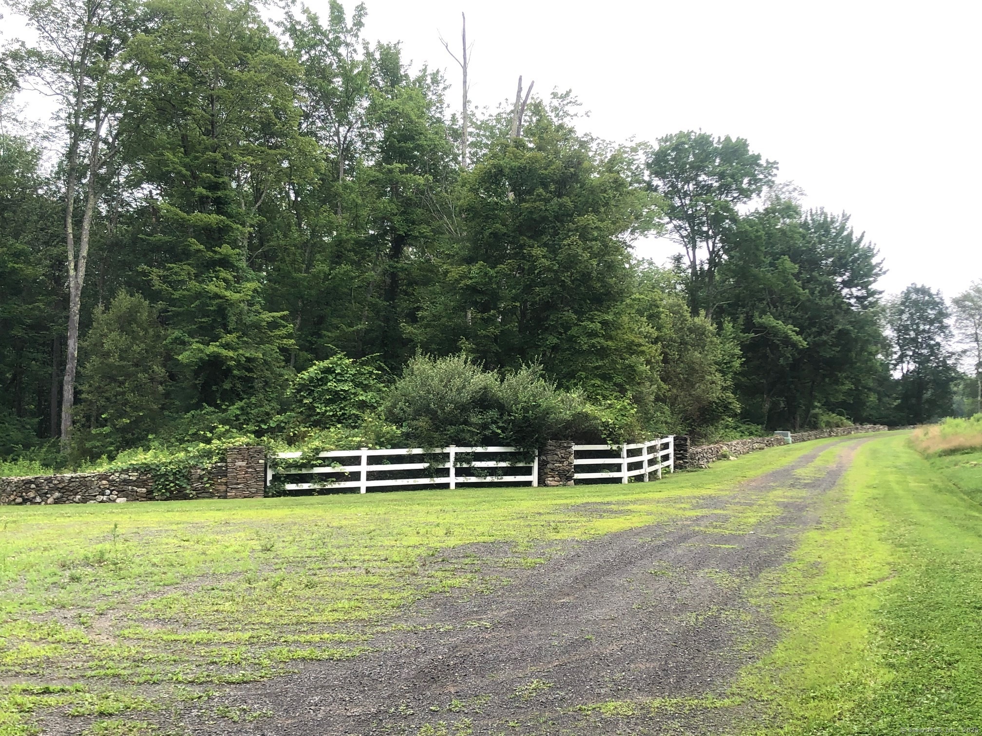 14 Gate Post Lane