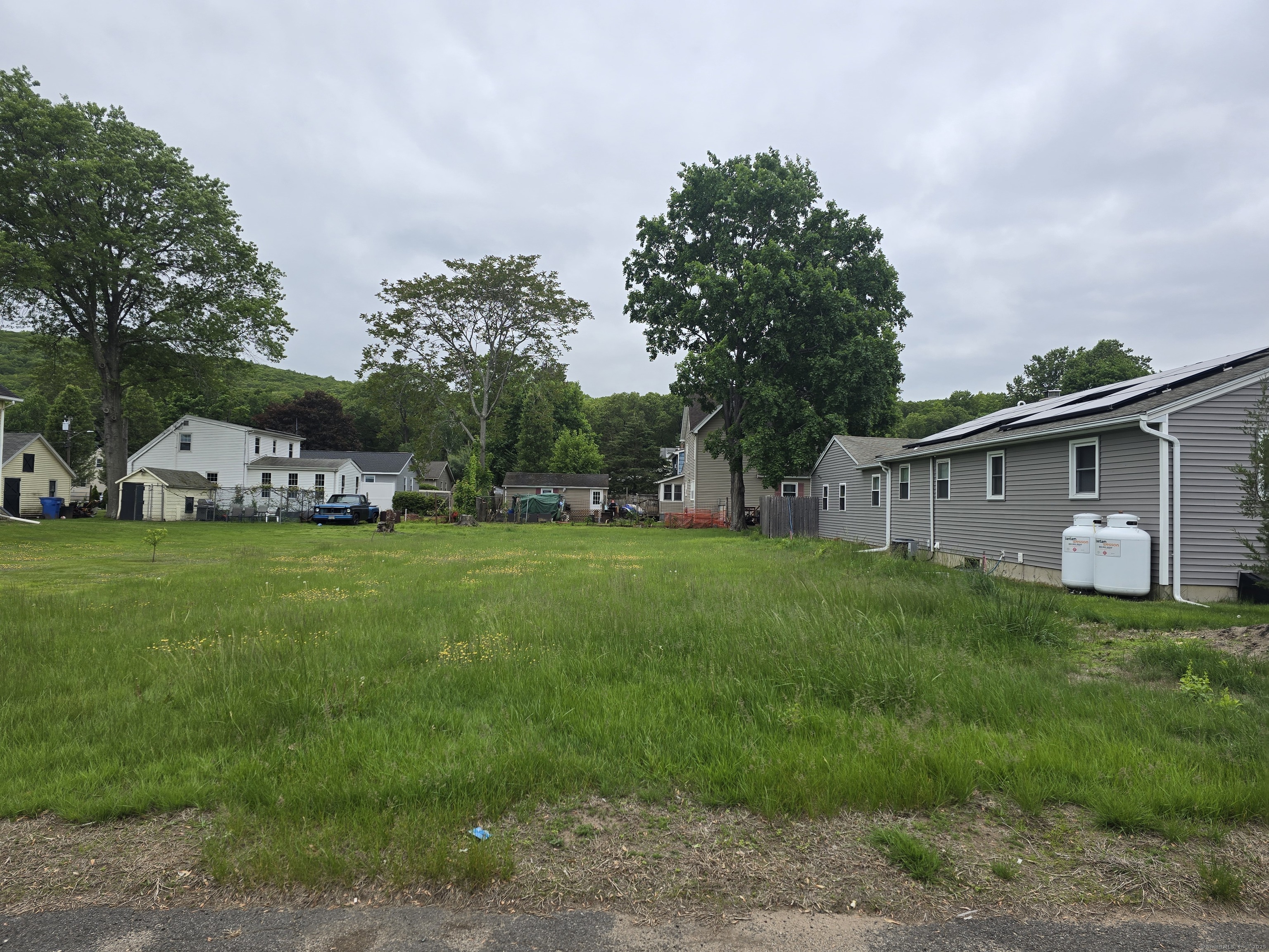 140 Lake Avenue, Bristol, Connecticut image 2